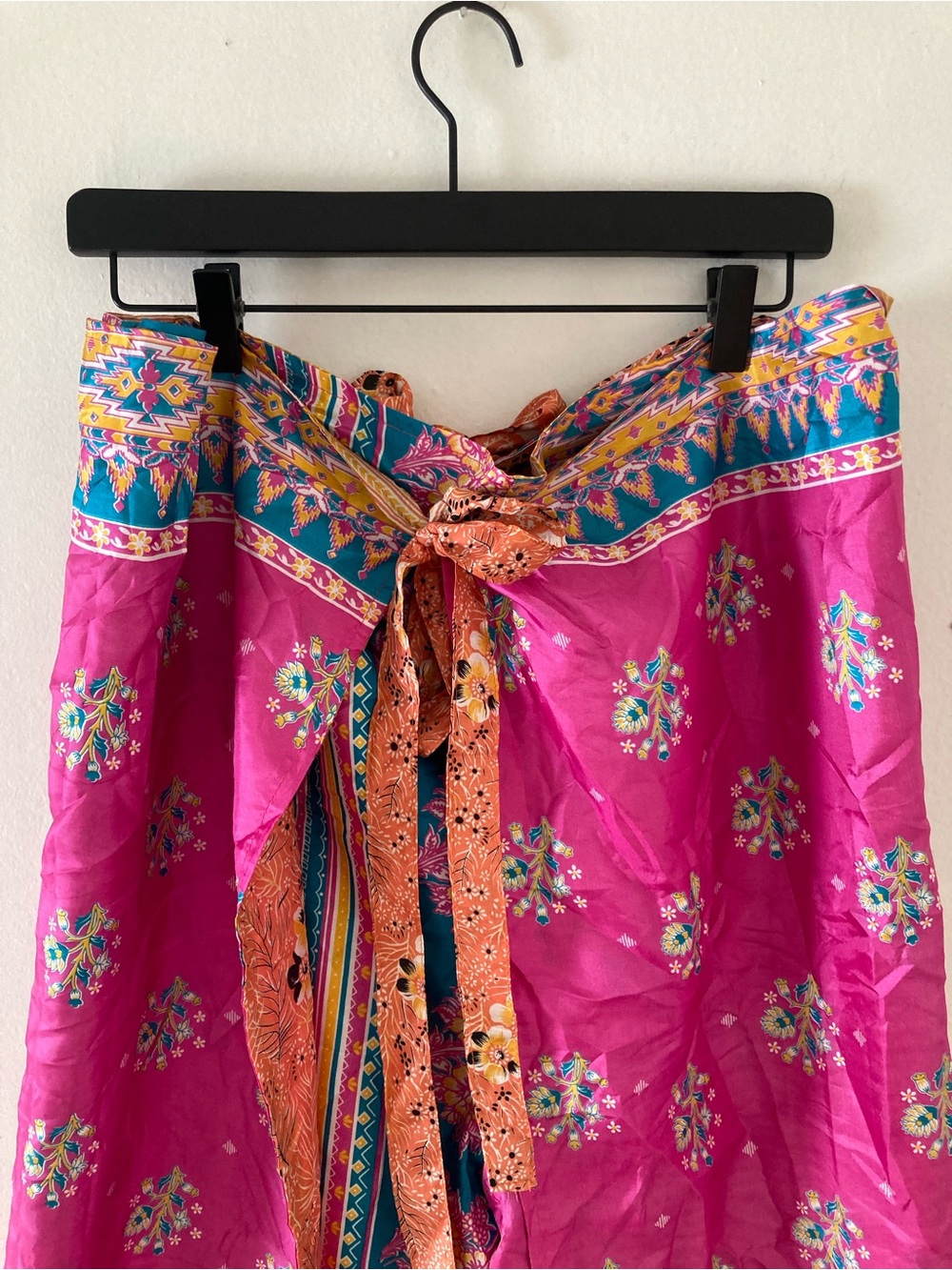 Urban Nomad coral and pink floral print Wrap reversible pants - Picture 2 of 7
